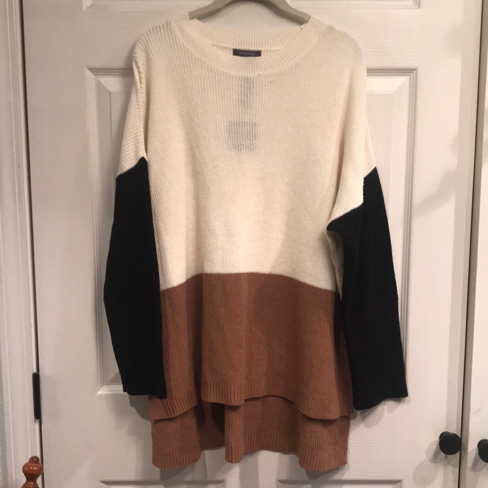 Madison brand size 1X pullover tunic length sweater-NWT